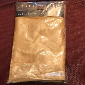Baroque Poinsettia Gold Tablecloth